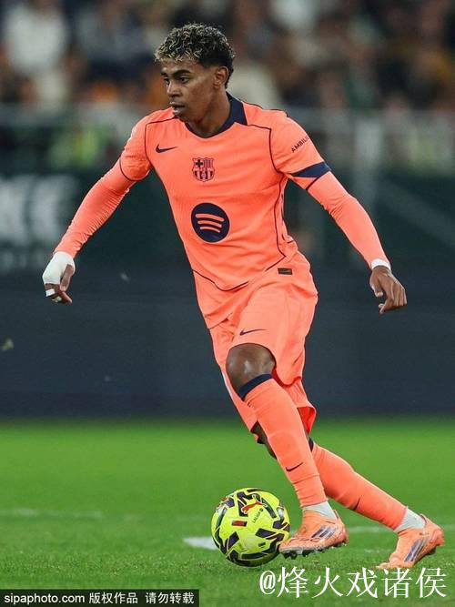 19岁皇马左后卫巴尔德佩尼亚斯入选欧冠大名单,或迎首秀 19岁皇马左后卫巴尔德佩尼亚斯入选欧冠大名单,或迎首秀