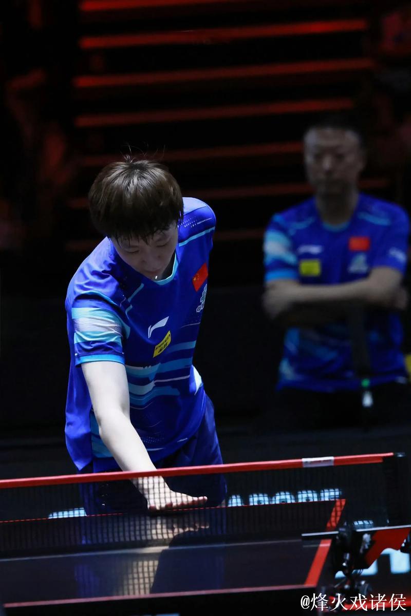 王曼昱加速出击，稳中求胜展现精湛球技